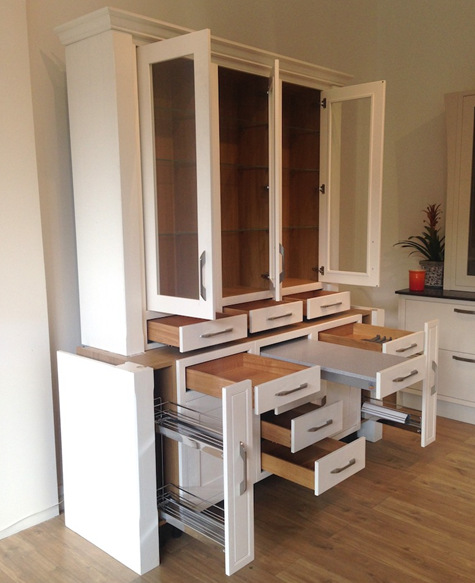 Ex-display White Painted Dresser with Modern Chrome Handles
