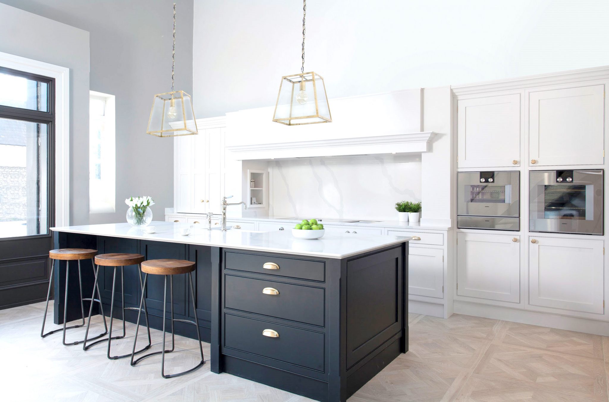 ExDisplay Kitchen Island, Appliances The Used Kitchen Company