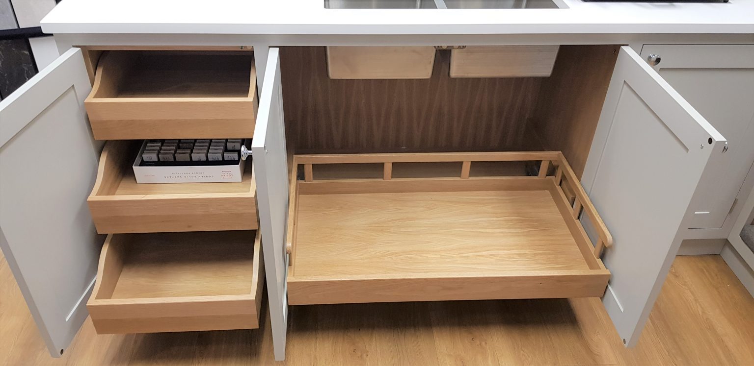 ExDisplay Utility Room with Worktops The Used Kitchen Company