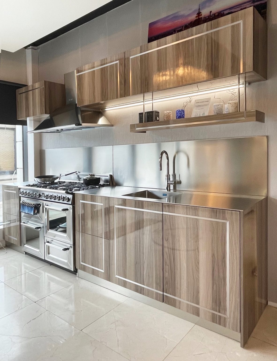 ExDisplay Kitchen, Worktops & Appliances The Used Kitchen Company