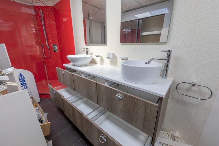 Ex Display Bathroom The Used Kitchen Company