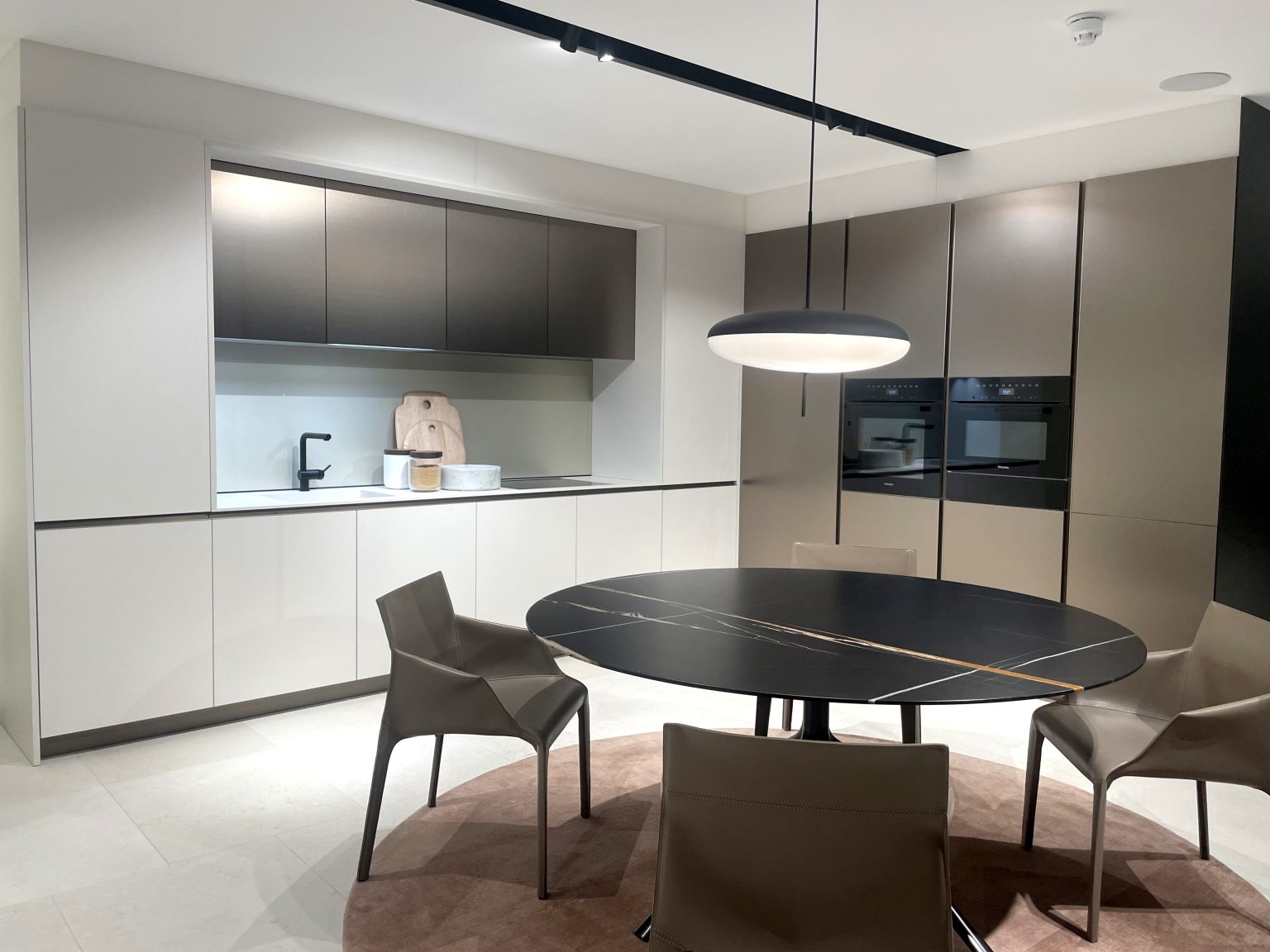 Ex Display Poliform Kitchen With Worktop and Miele Appliances The