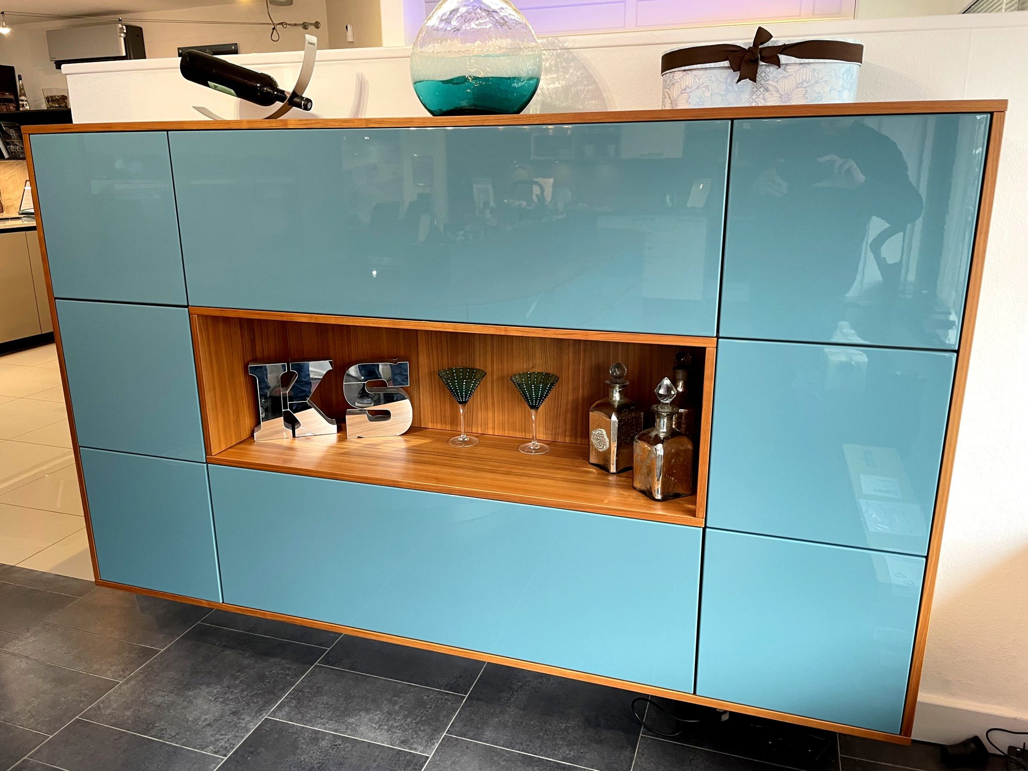 Stormer Kitchen Ex Display Stormer Kitchen with Island and Dekton Worktops - The Used ...