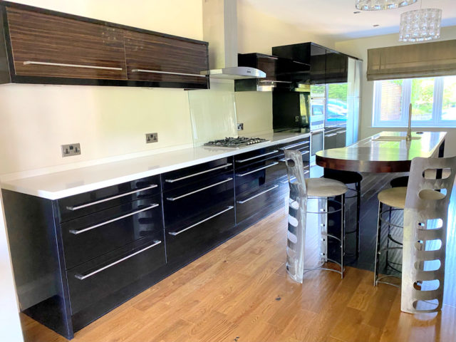 Ex-Display & Used Designer Kitchens For Sale | The Used Kitchen Company