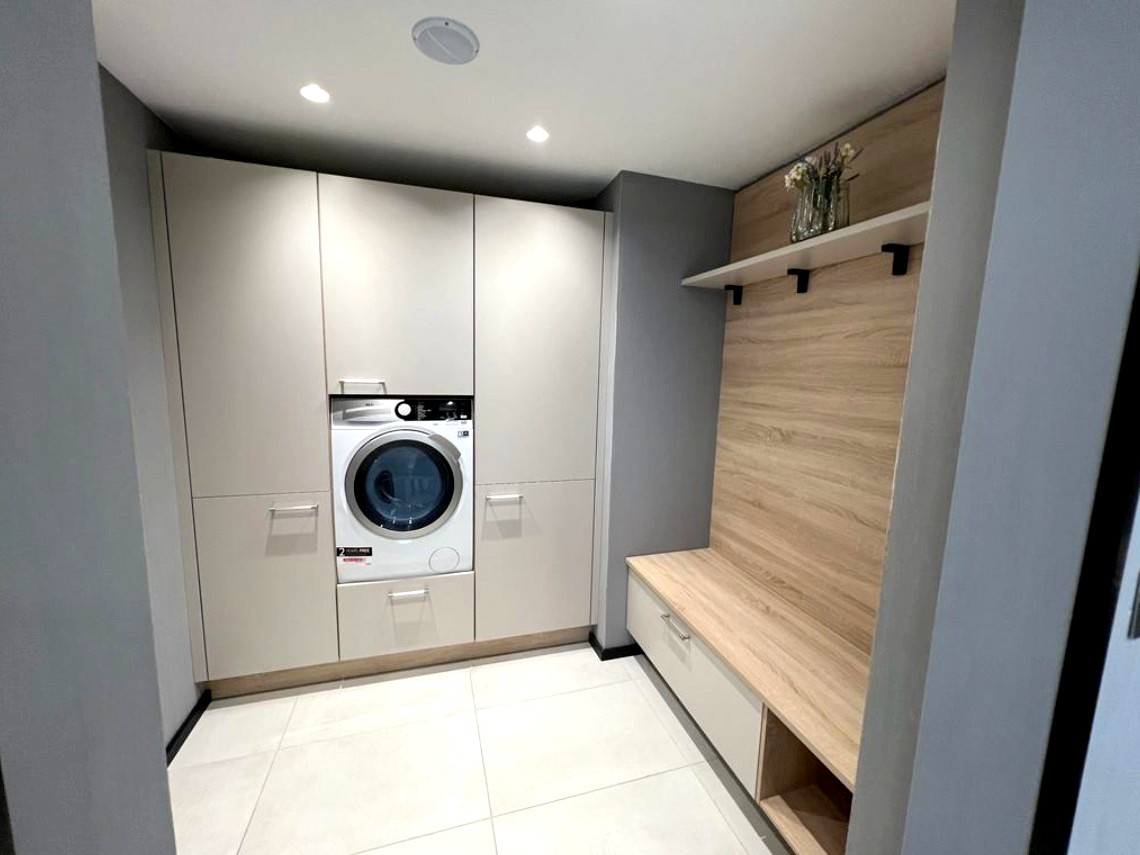 Ex Display Nobilia Utility Room The Used Kitchen Company