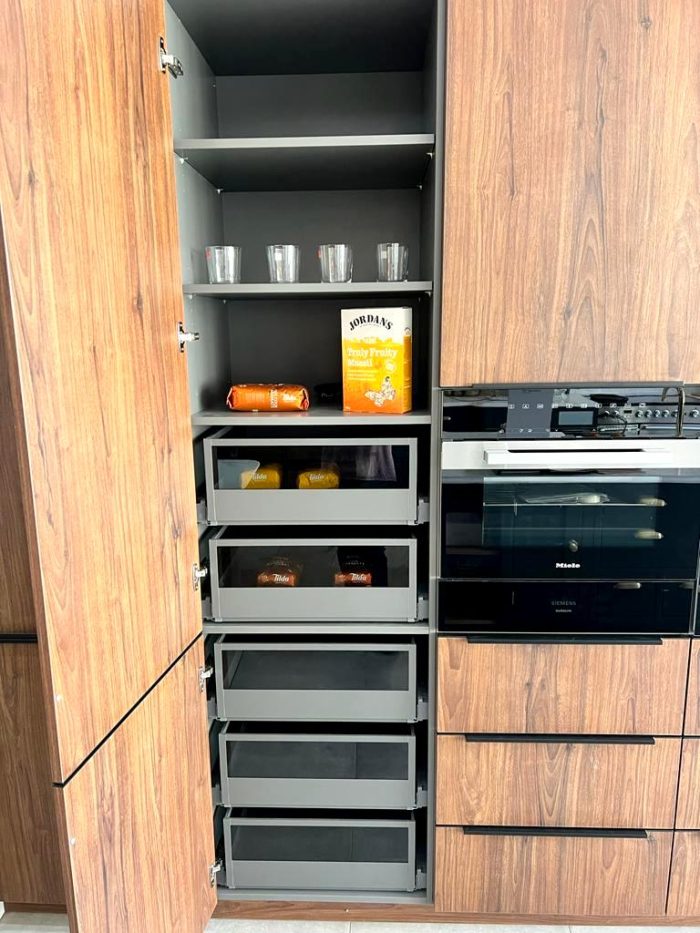 Ex Display Hacker Kitchen Units The Used Kitchen Company