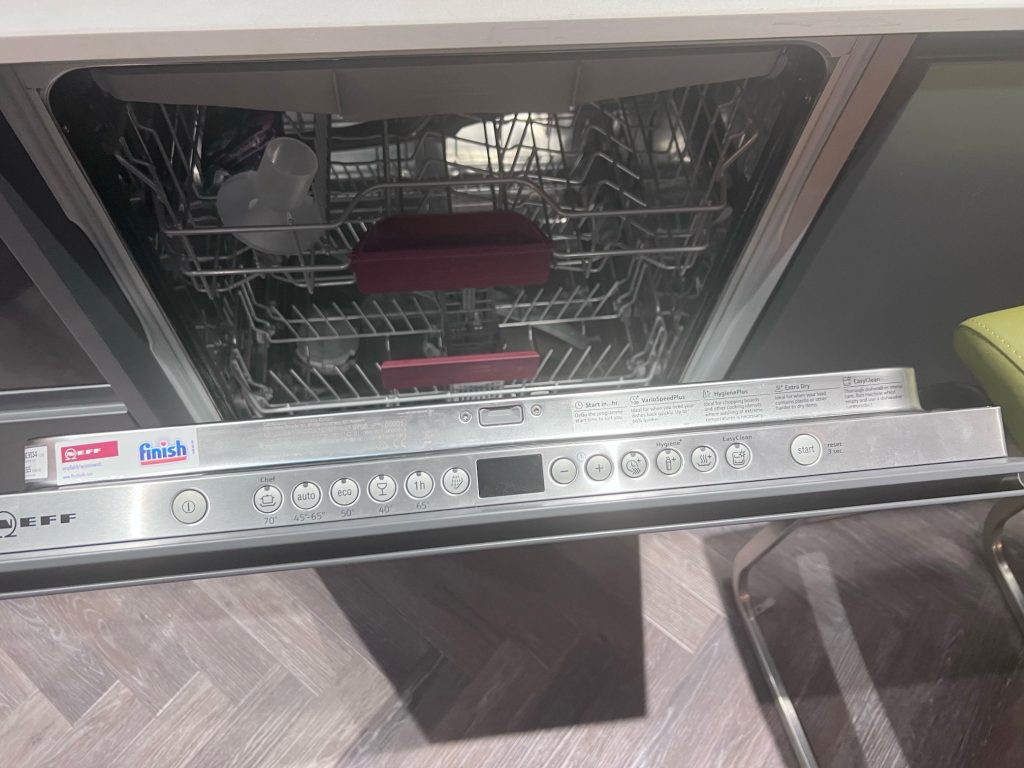 Ex Display Neff Integrated Dishwasher The Used Kitchen Company