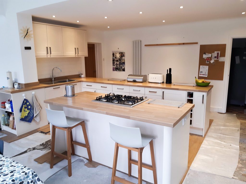 Howden Kitchen with Island, Worktops, Utility Room and Some Appliances