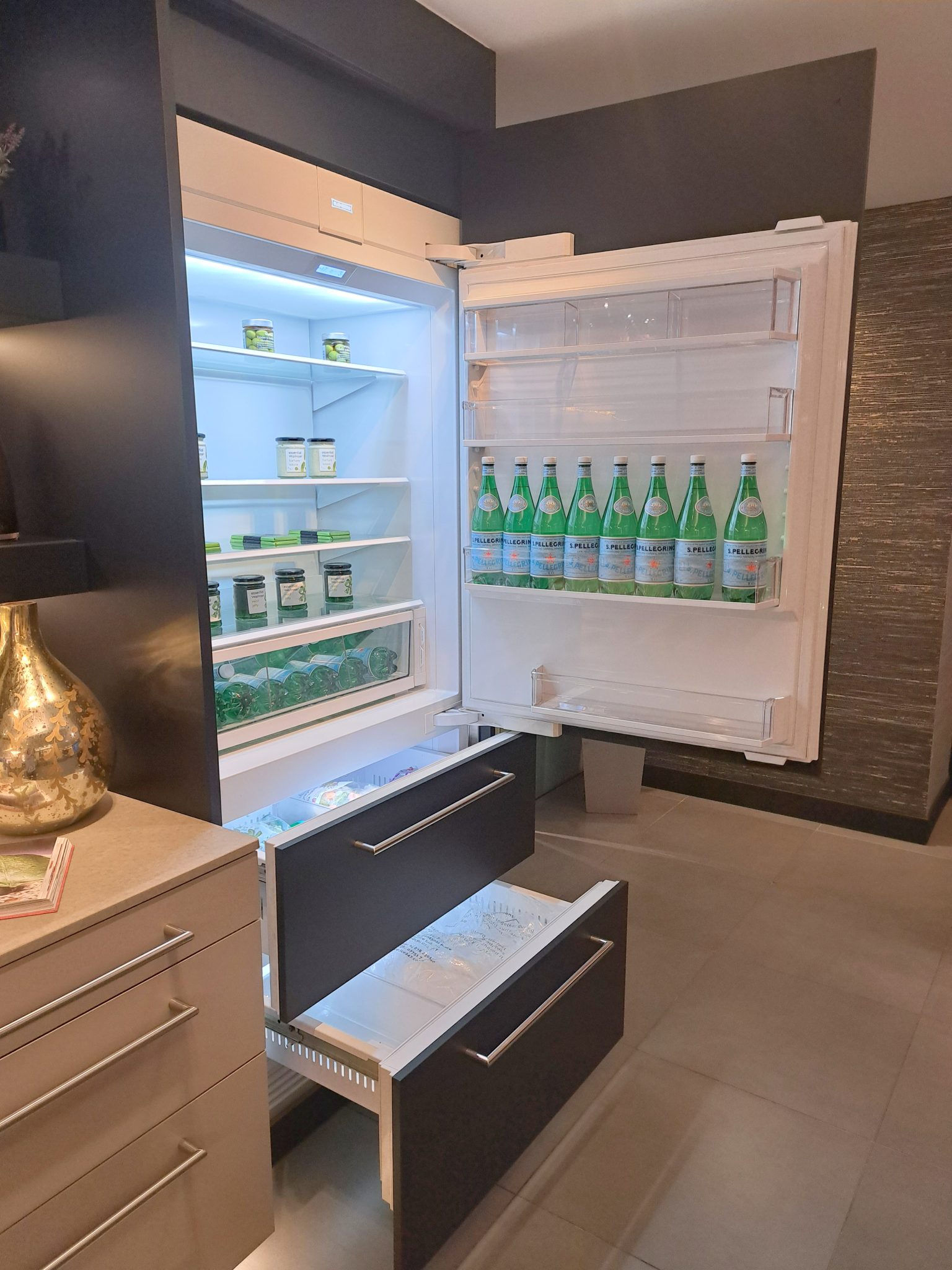 Ex Display Sub Zero Fridge/Freezer The Used Kitchen Company