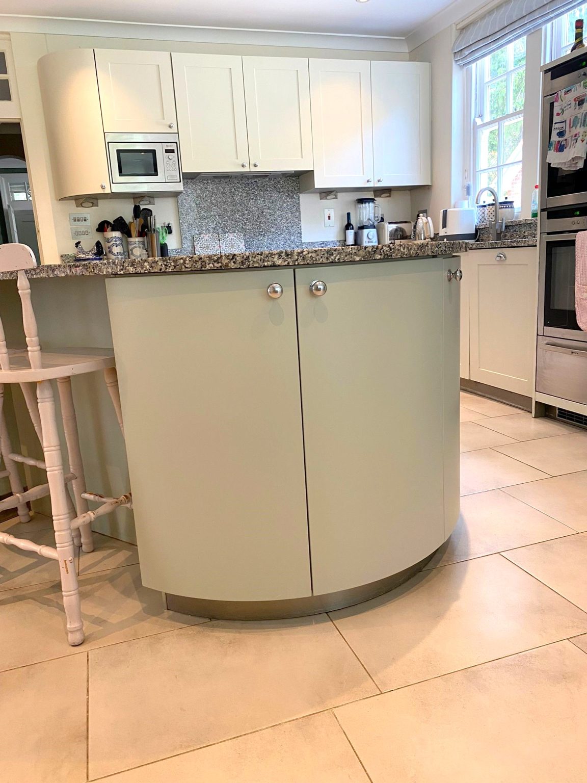 Bespoke Kitchen with 2 Islands, Worktops, Breakfast Bar and Appliances