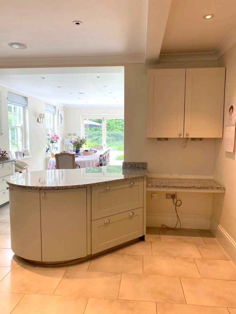 Bespoke Kitchen with 2 Islands, Worktops, Breakfast Bar and Appliances