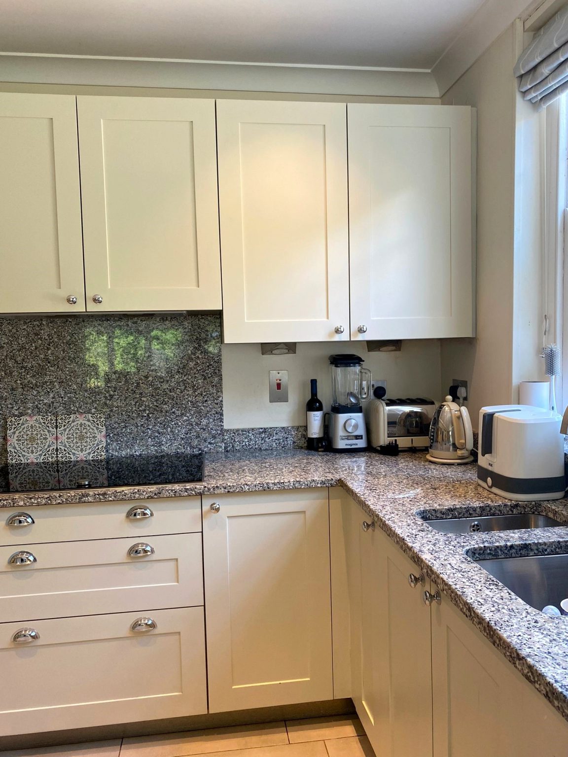 Bespoke Kitchen with 2 Islands, Worktops, Breakfast Bar and Appliances