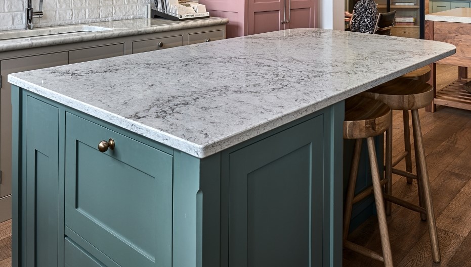 Ex Display Handpainted Island and Dishwasher The Used Kitchen Company