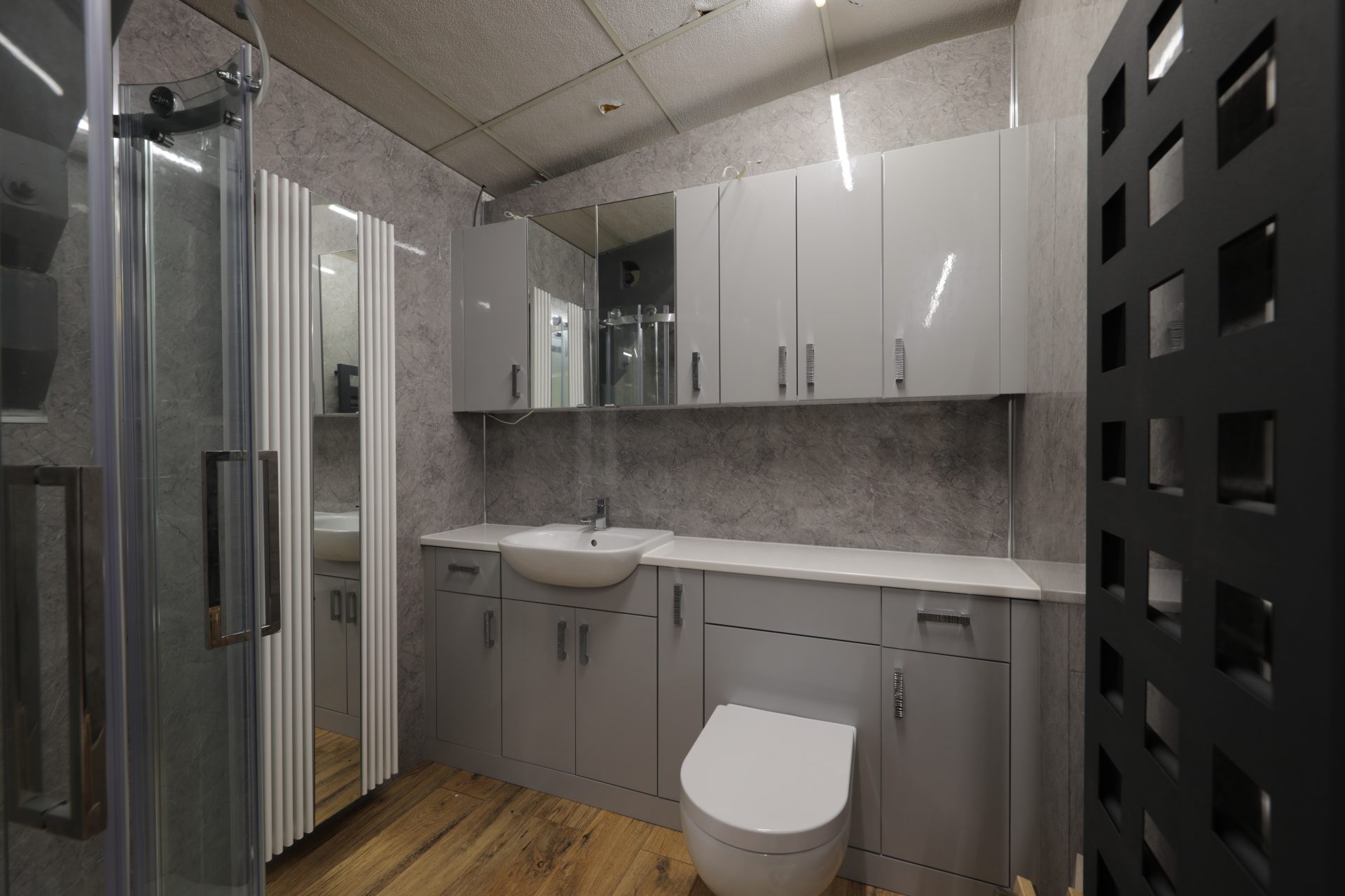 Ex display symphony bathroom