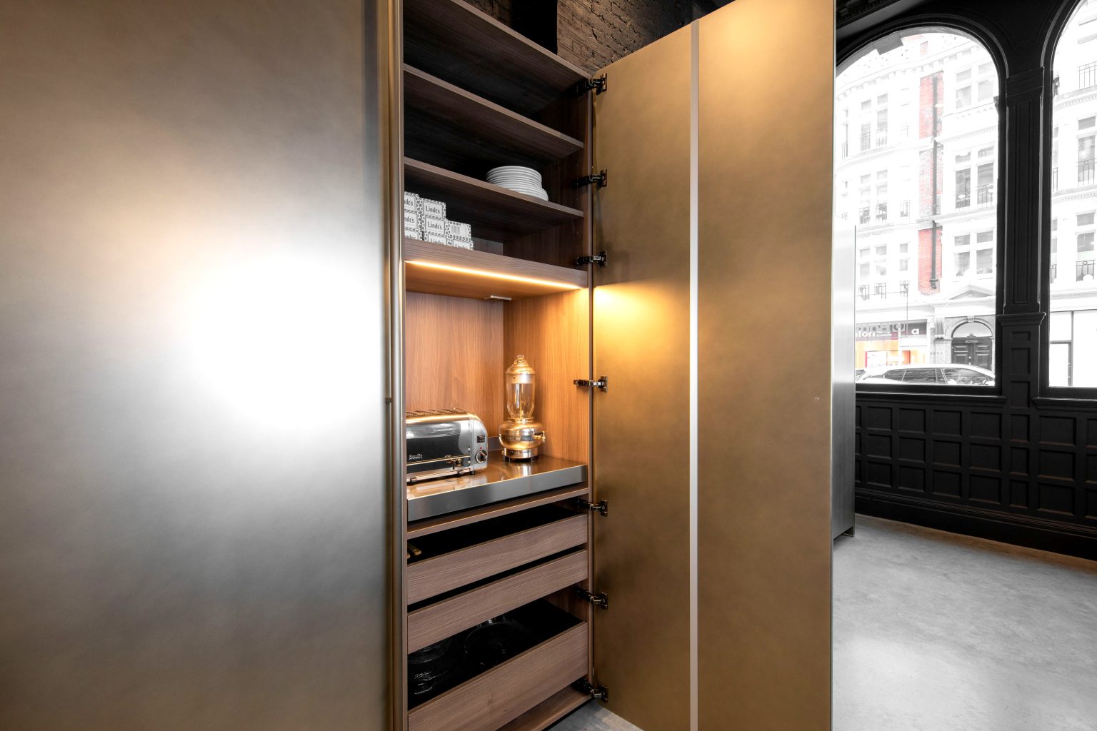 Ex display boffi tall units with wolf sub zero appliances the used
