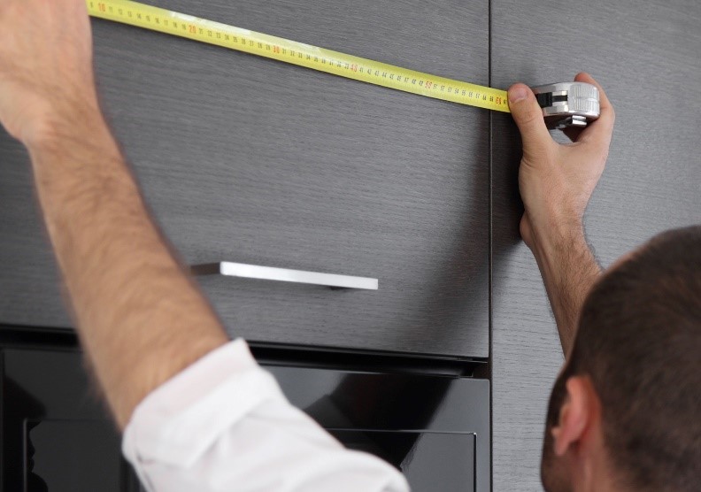 Guide to Buying a Used Kitchen - Step 1 Measure the Dimensions of Your Kitchen