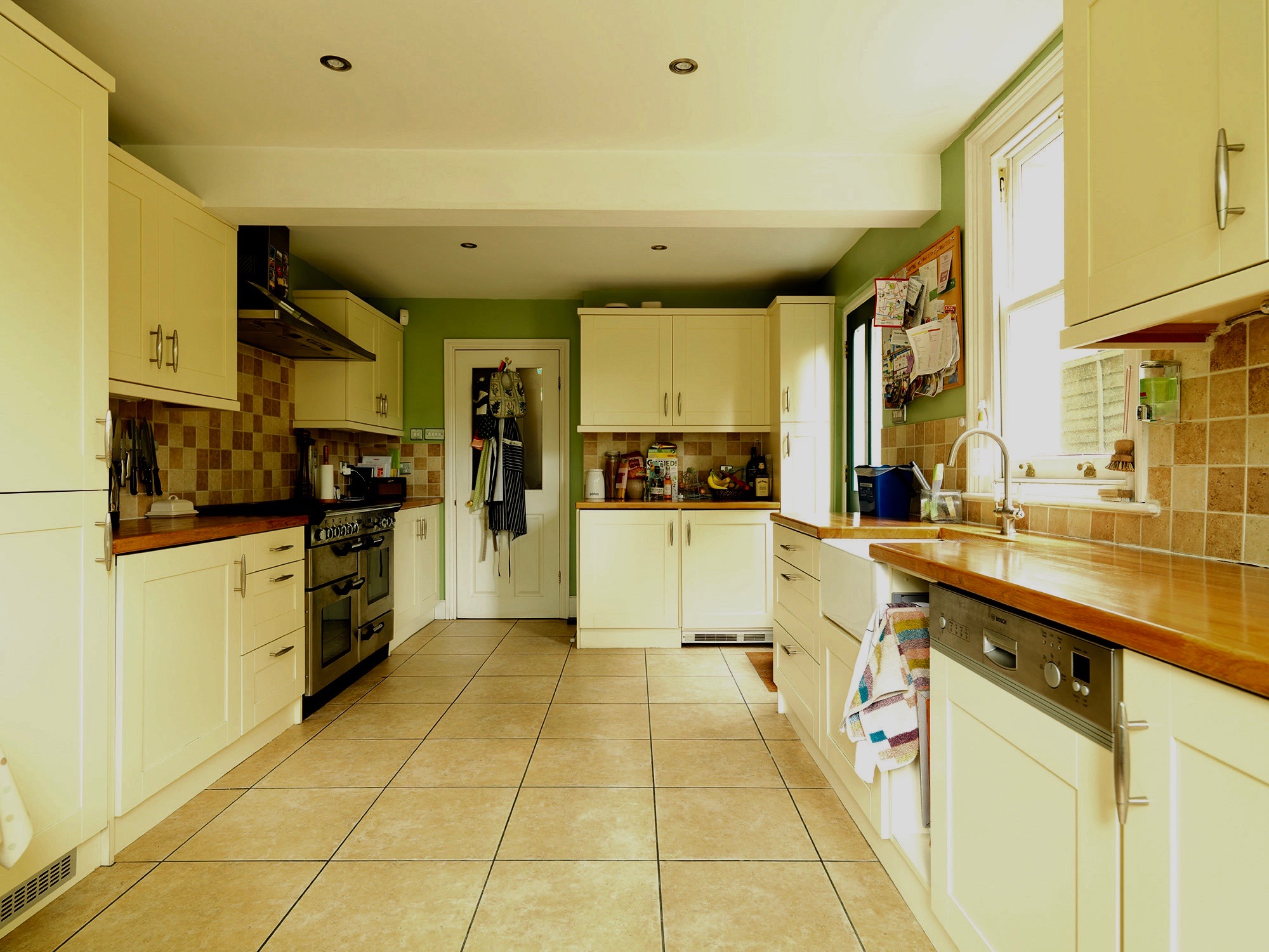 Shaker Style Kitchen, Worktops & Appliances The Used Kitchen Company