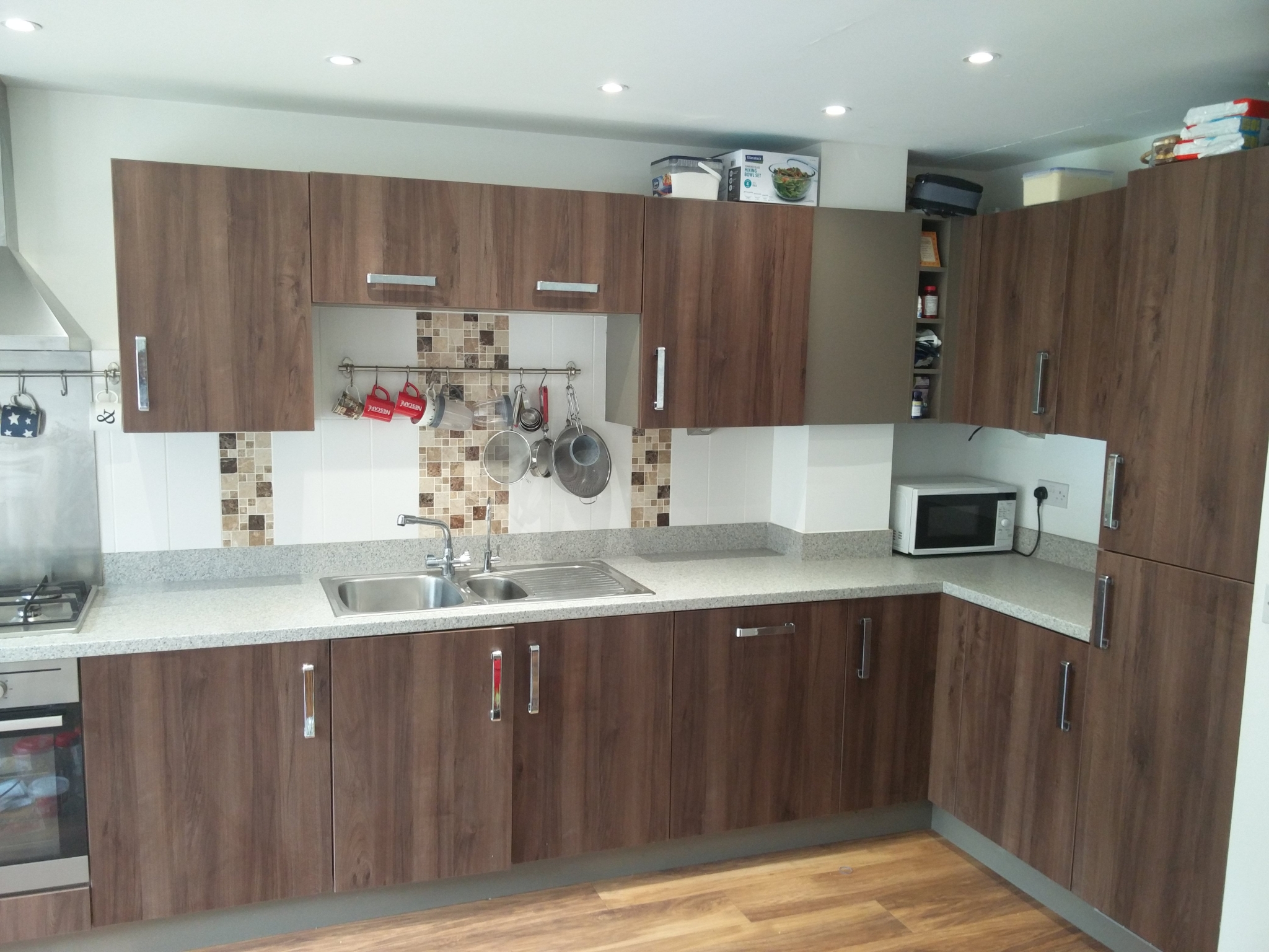 Used Kitchen, Laminate Worktops 3yrs old } The Used Kitchen Company
