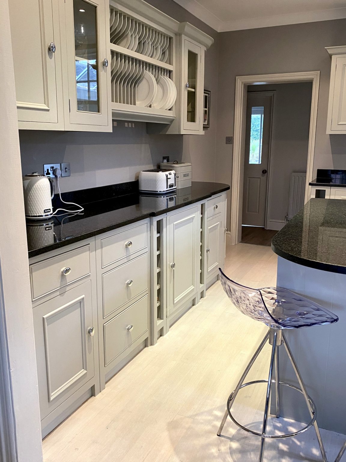 Neptune Chichester Kitchen with Island and Worktops Used The Used