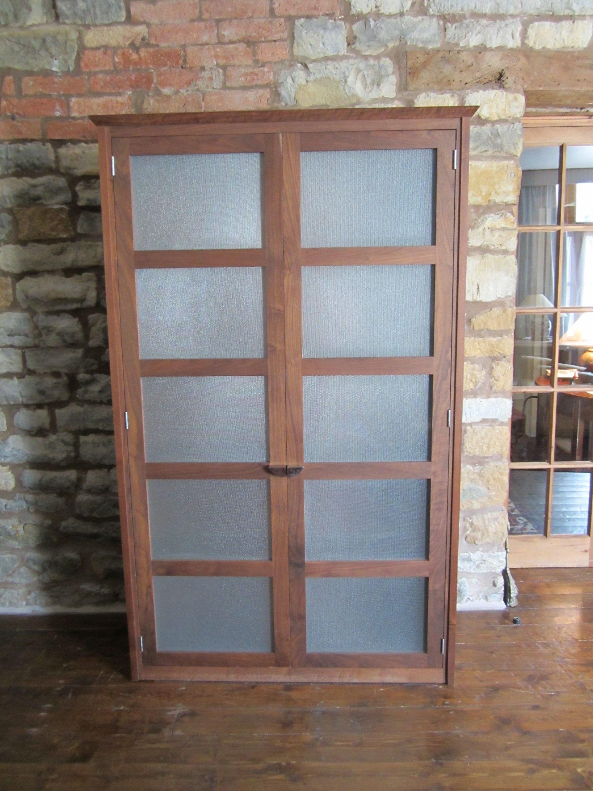 Brand New Smallbone Freestanding Walnut Floating