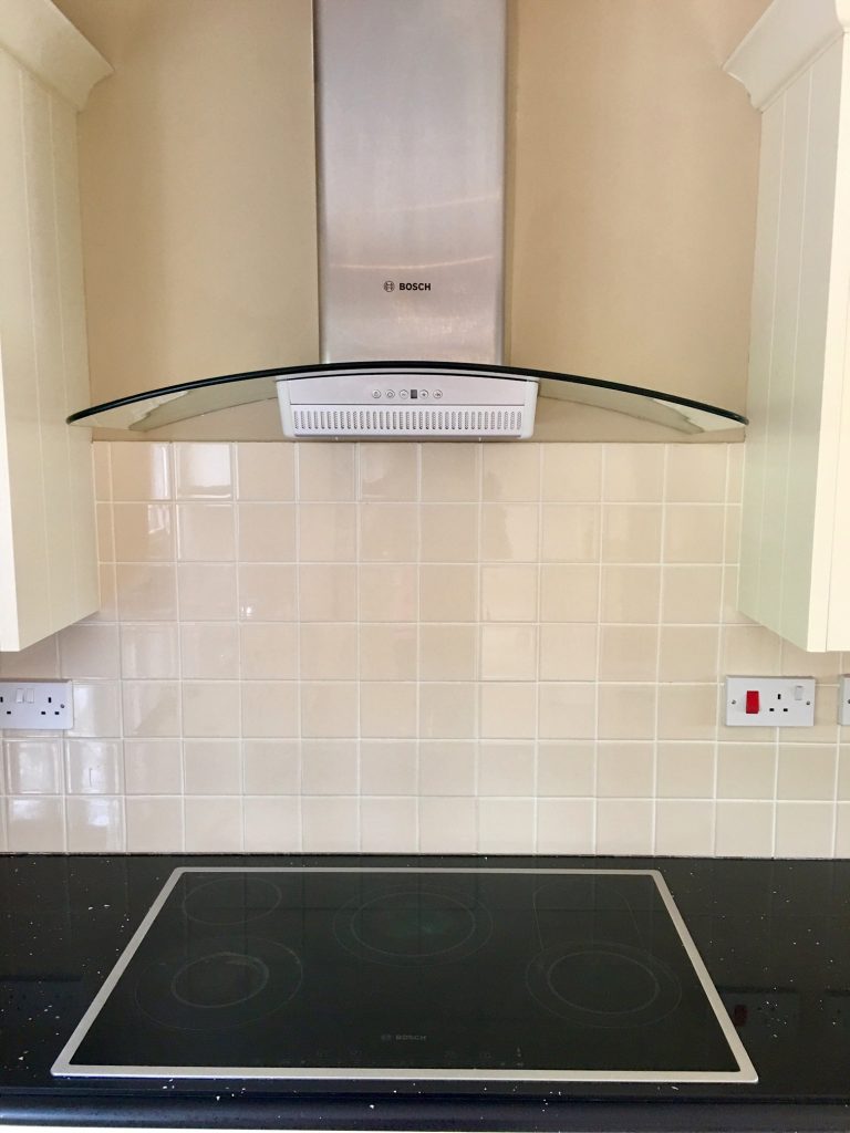 Approx 8yr old Wickes Used Kitchen Units, Island, Granite Worktops with